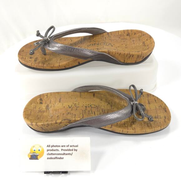 Vionic 340 Cassie Slip On Leather Slide Sandals Womens Size 5 TVW4294 Silver - Picture 4 of 9